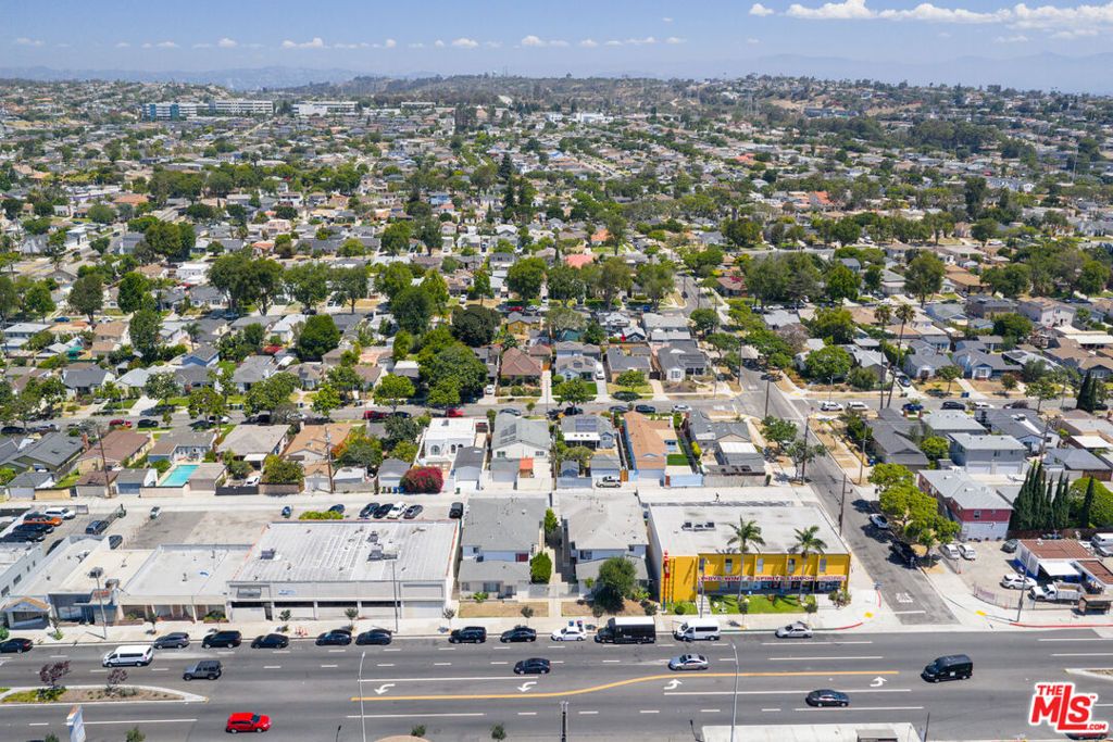 Image 36 of property listing at 1412 Centinela Avenue, Inglewood, CA 90302