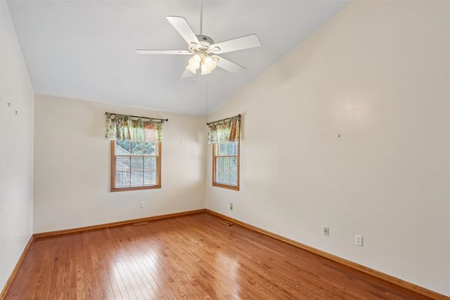 14025 Summit Drive, Clive, IA 50325
