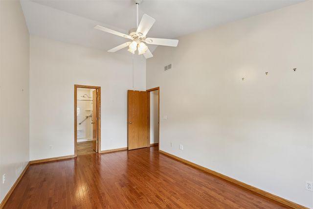 14025 Summit Drive, Clive, IA 50325
