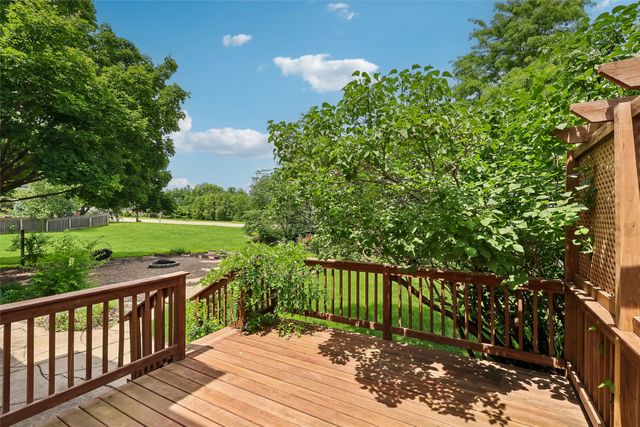 14025 Summit Drive, Clive, IA 50325