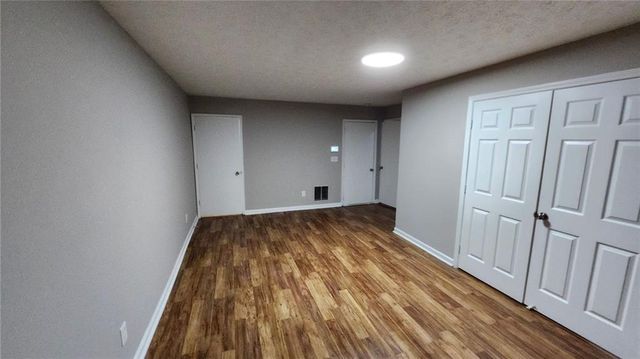 2305 Wilkins Cove, Decatur, GA 30035