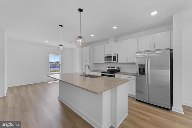 36161 WILDERNESS SHORES WAY, Locust Grove, VA 22508
