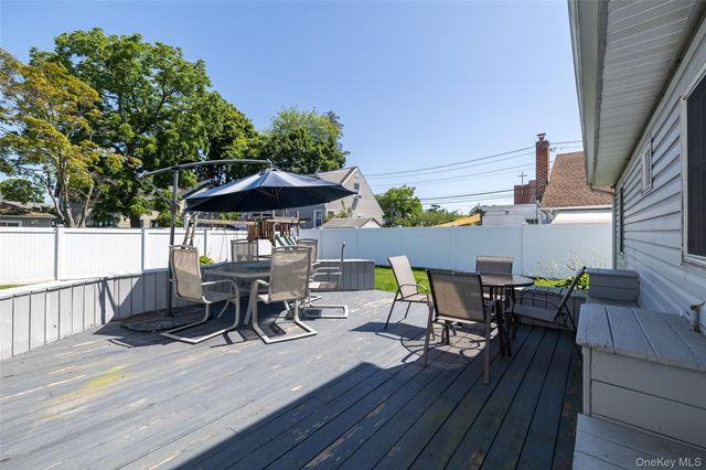 3977 Baylis Road, Seaford, NY 11783