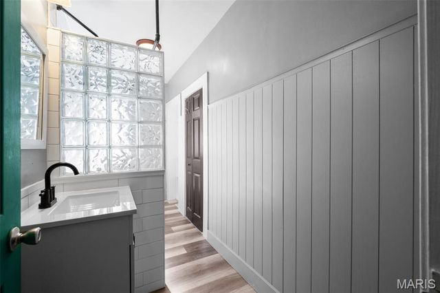 4044 Walsh Street, St Louis, MO 63116