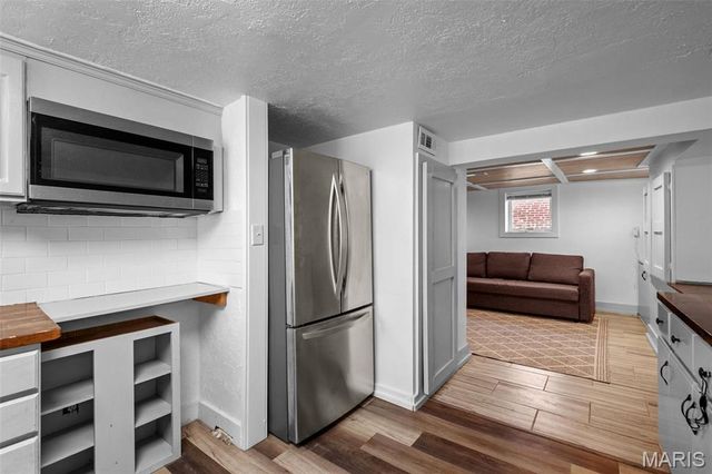 4044 Walsh Street, St Louis, MO 63116