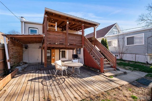 4044 Walsh Street, St Louis, MO 63116