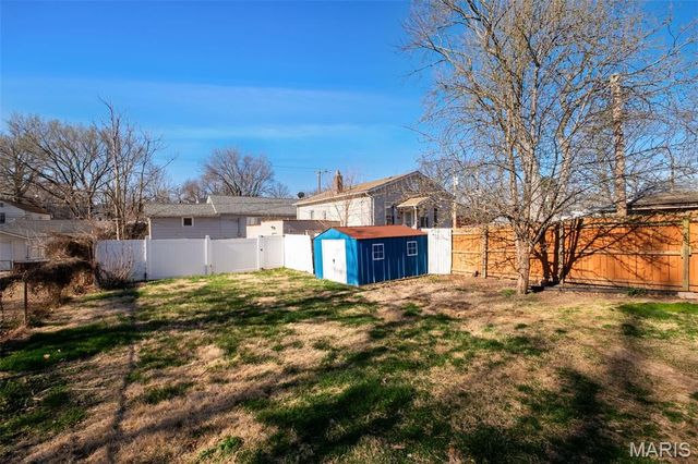 4044 Walsh Street, St Louis, MO 63116