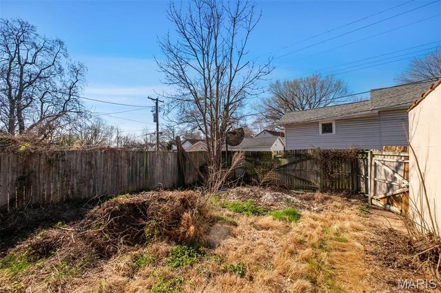 4044 Walsh Street, St Louis, MO 63116