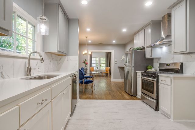 1720 Belle Place, Fort Worth, TX 76107