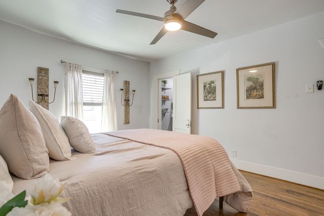 1720 Belle Place, Fort Worth, TX 76107