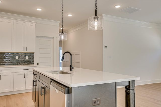 1082 Speckled Teal, Aiken, SC 29803