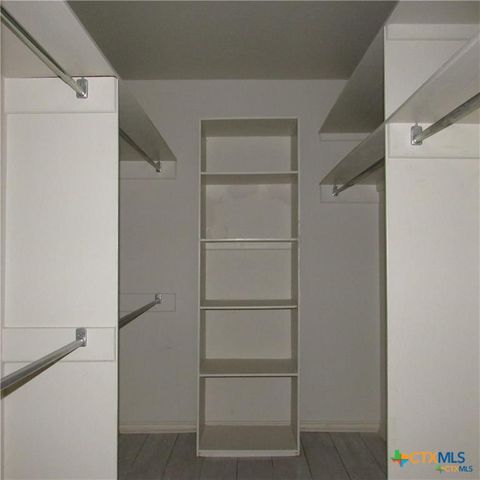 1133 Ashby Street C9, Seguin, TX 78155