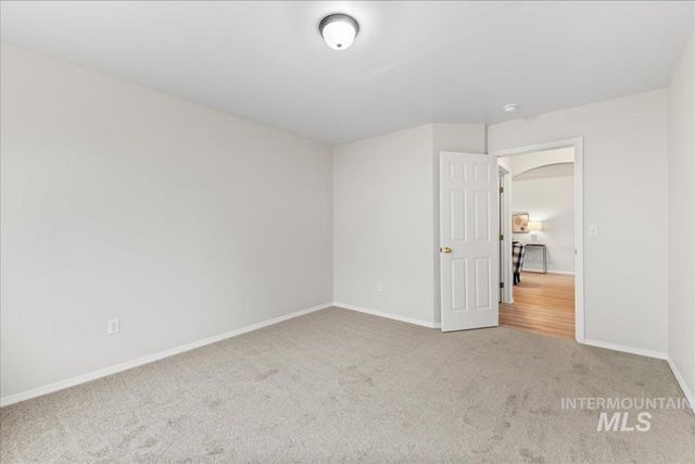 1808 Cambridge St, Caldwell, ID 83607