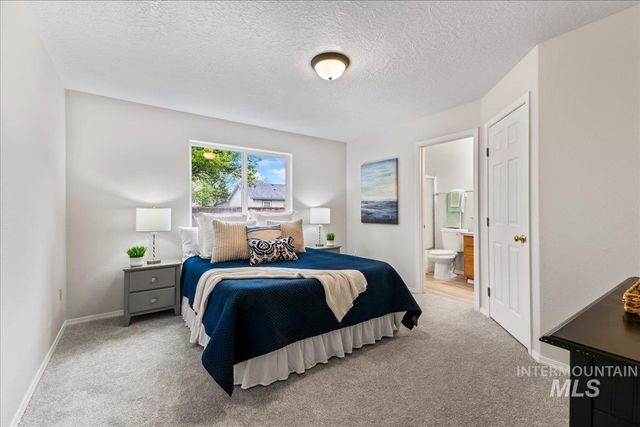 1808 Cambridge St, Caldwell, ID 83607