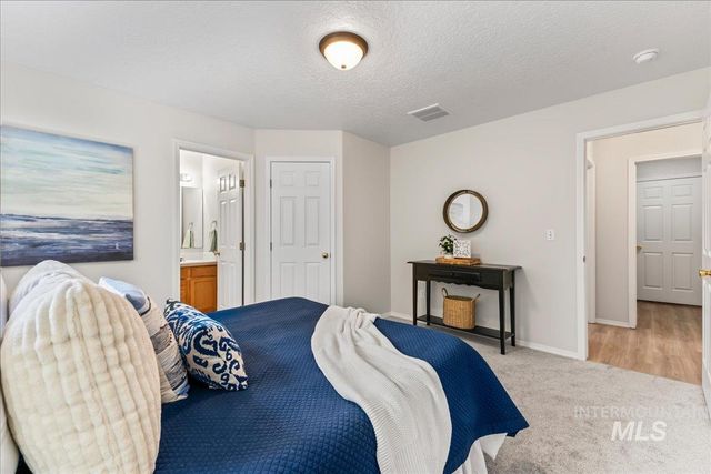 1808 Cambridge St, Caldwell, ID 83607