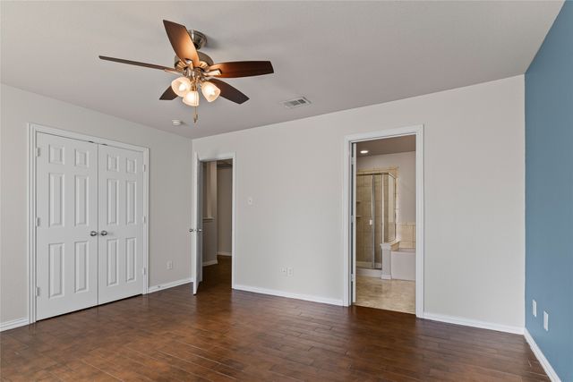 3073 Peyton Brook Drive, Fort Worth, TX 76137