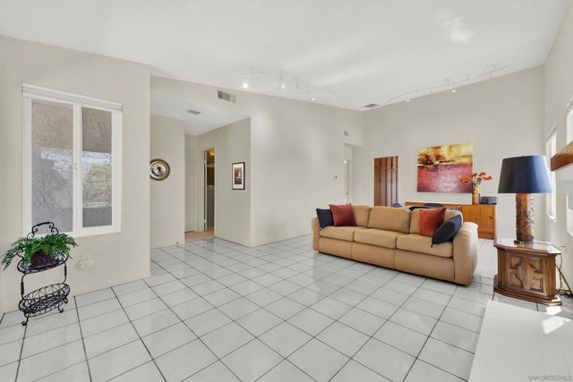 17925 Avenida Cordillera, San Diego, CA 92128