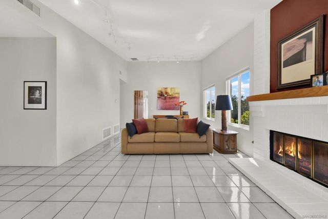 17925 Avenida Cordillera, San Diego, CA 92128