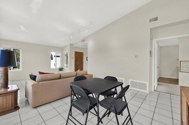 17925 Avenida Cordillera, San Diego, CA 92128