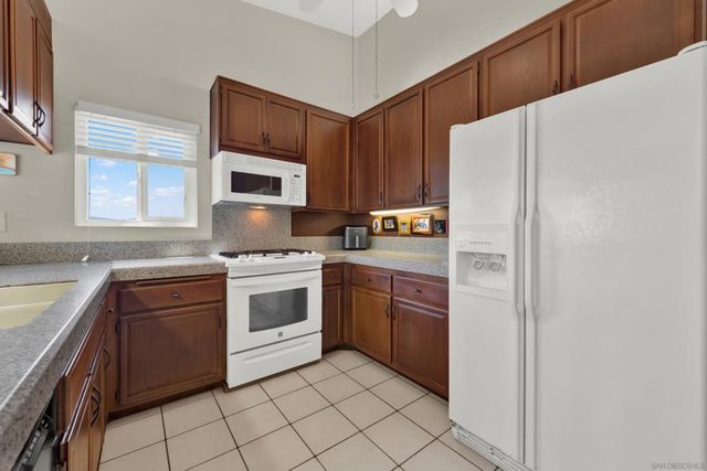 17925 Avenida Cordillera, San Diego, CA 92128