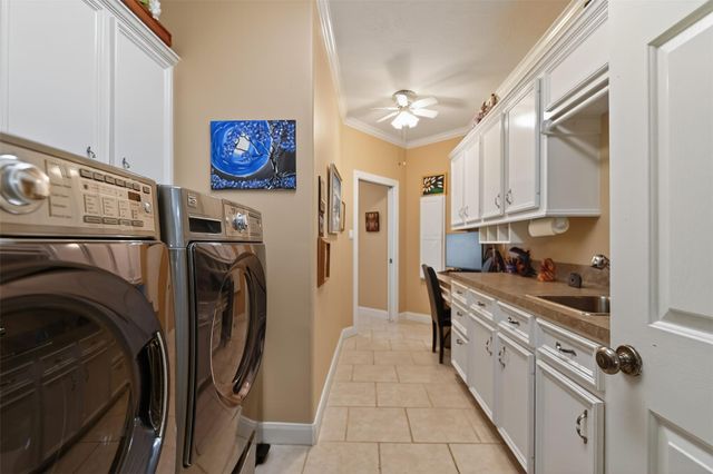 6087 Longmire Trail, Conroe, TX 77304