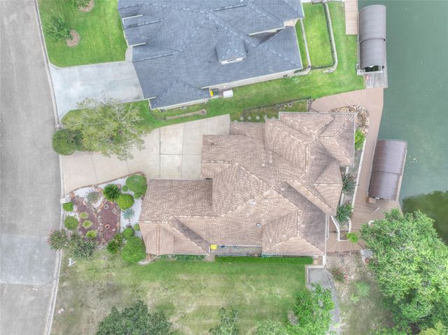 6087 Longmire Trail, Conroe, TX 77304