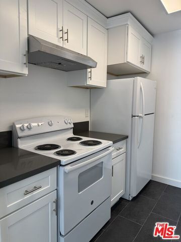 532 N Rossmore Avenue 306, Los Angeles, CA 90004