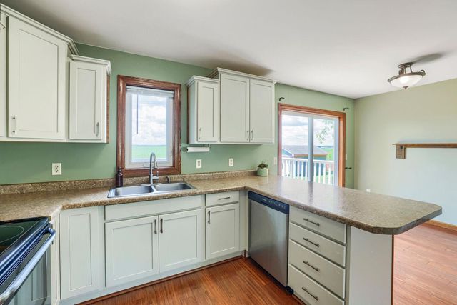 413 Tiffany Drive, Hastings, MN 55033