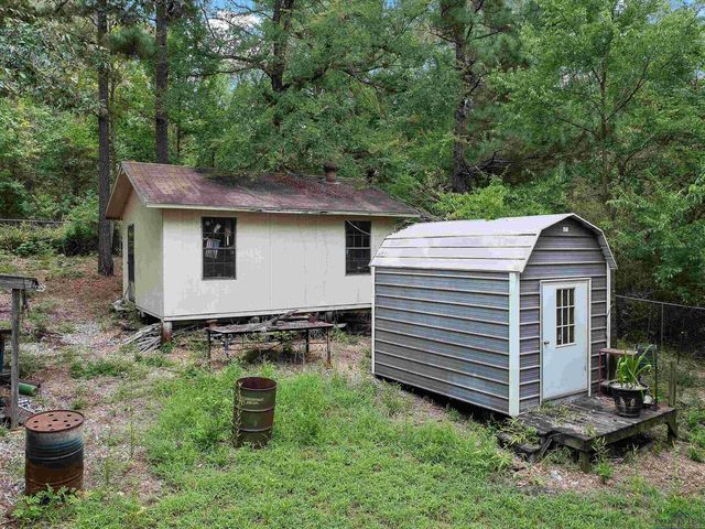 4996 & 5002 County Road 112 N, Overton, TX 75684