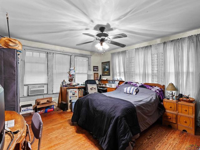 4996 & 5002 County Road 112 N, Overton, TX 75684