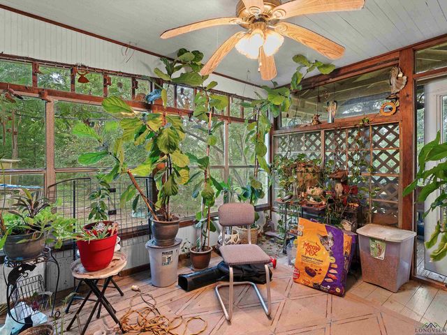 4996 & 5002 County Road 112 N, Overton, TX 75684