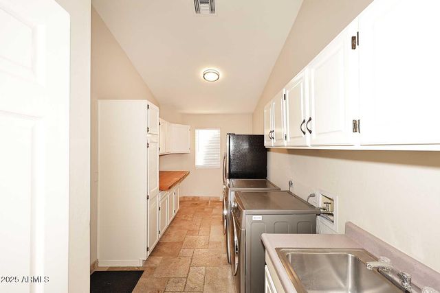 17211 N 58TH Street, Scottsdale, AZ 85254