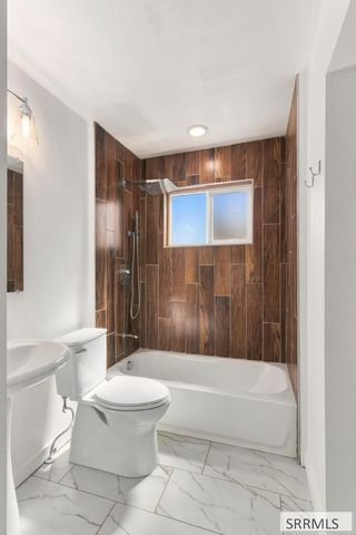 154 College Street, Idaho Falls, ID 83402