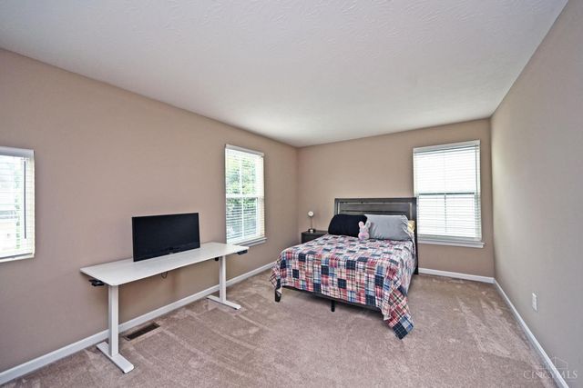 4826 Lakeview Court, South Lebanon, OH 45065