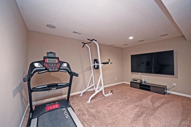 4826 Lakeview Court, South Lebanon, OH 45065