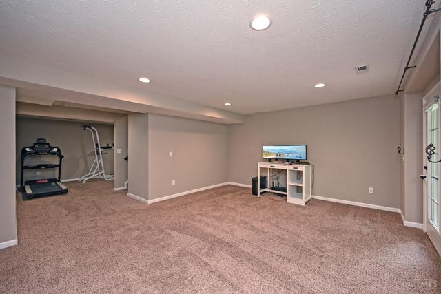 4826 Lakeview Court, South Lebanon, OH 45065