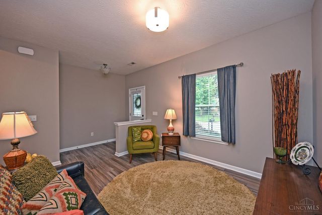 4826 Lakeview Court, South Lebanon, OH 45065