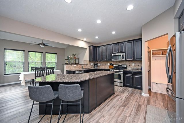 4826 Lakeview Court, South Lebanon, OH 45065