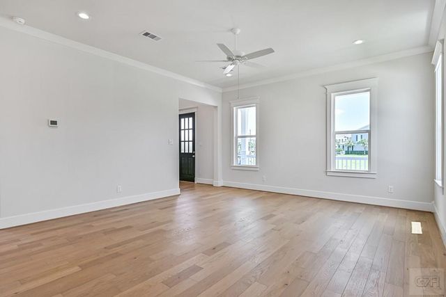 5 Sunset, Galveston, TX 77554