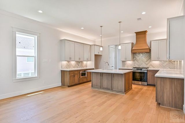5 Sunset, Galveston, TX 77554