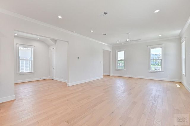 5 Sunset, Galveston, TX 77554