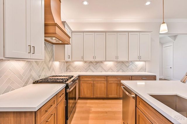 5 Sunset, Galveston, TX 77554