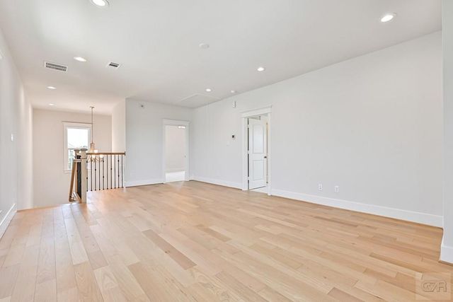5 Sunset, Galveston, TX 77554