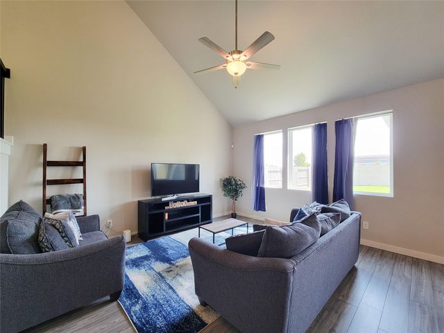 10843 Bodie Hills Drive, Rosharon, TX 77583