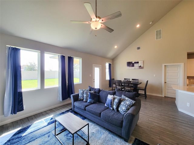10843 Bodie Hills Drive, Rosharon, TX 77583