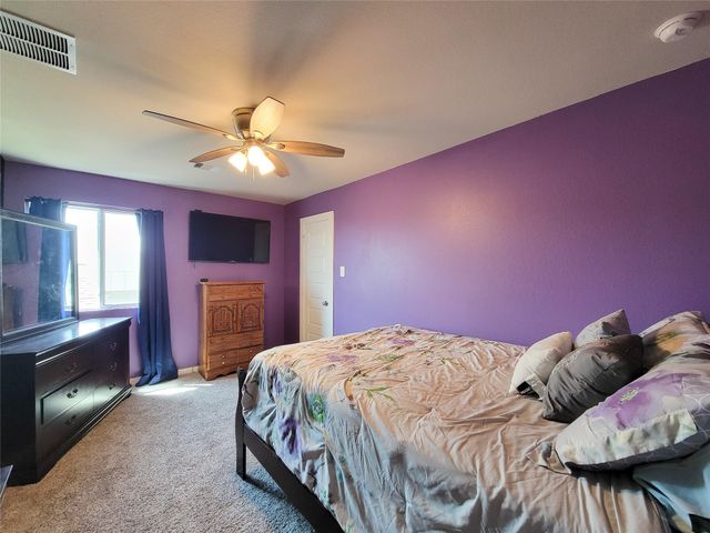 10843 Bodie Hills Drive, Rosharon, TX 77583