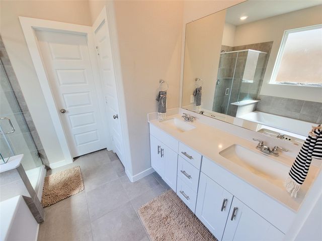 10843 Bodie Hills Drive, Rosharon, TX 77583