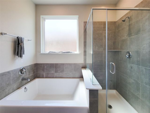 10843 Bodie Hills Drive, Rosharon, TX 77583
