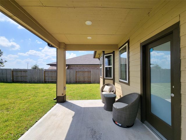 10843 Bodie Hills Drive, Rosharon, TX 77583