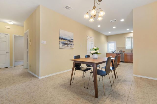 184 Nectar DR, Buda, TX 78610